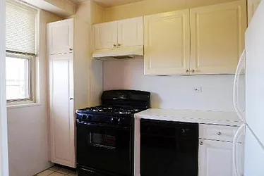 Sold by Robert E. Hill 