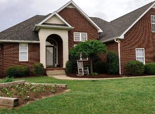 1711 W Lilac Dr, Lebanon, TN 37087