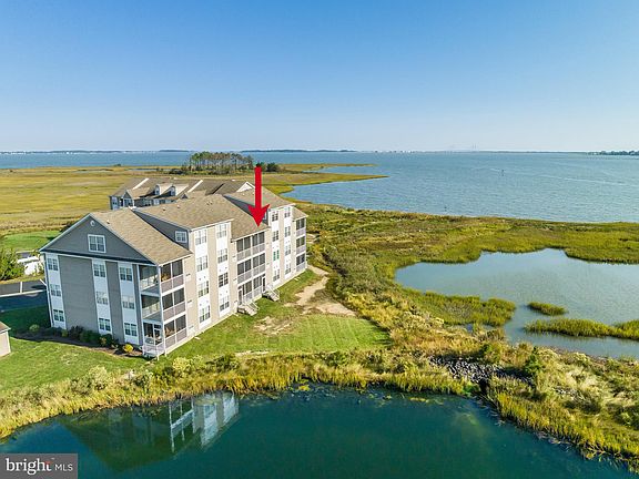 2nd image of 37190 Harbor Dr Unit 3006