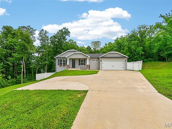 3rd image of 391 Leimer Ln