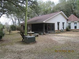 18048 Dedeaux Clan Rd, Gulfport, MS 39503