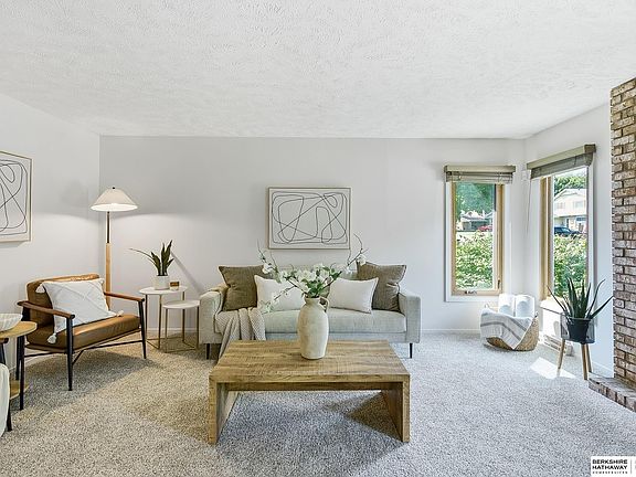 4th image of 823 Tara Rd