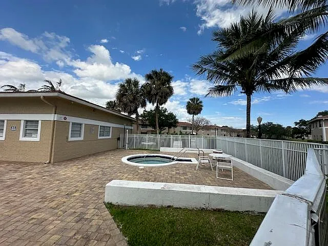 1004 Twin Lakes Dr #1004 — Photo 48