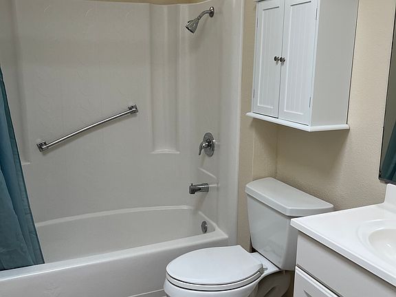4th image of 9021 N 102nd Dr