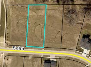 1310 Salm Dr, North Liberty, IA 52317