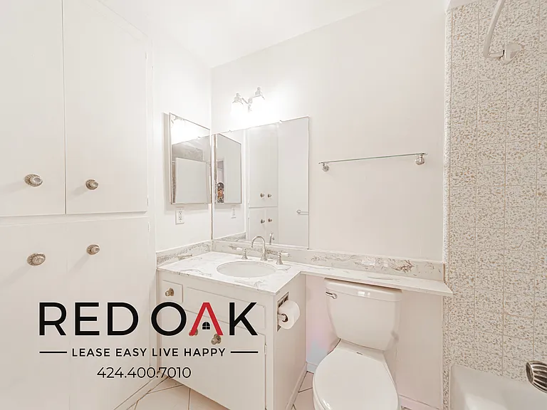 2035 Rodney Dr #5 — Photo 12
