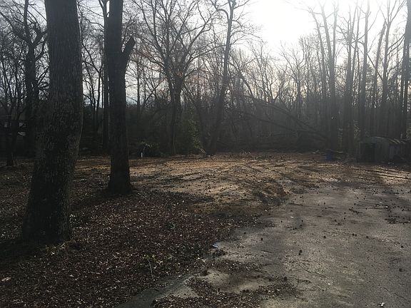 2nd image of 12 Arkansas Trl
