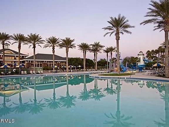 Community Club & Pool