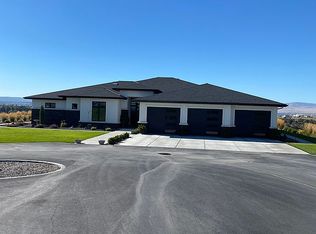 180 Alta Ln, Pasco, WA