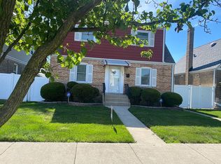 5212 S Neenah Ave, Chicago, IL 60638