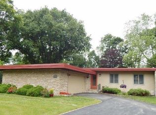 3241 S Monterey Dr, New Berlin, WI 53151