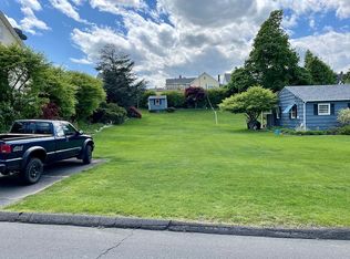 62-66 Sheridan St, Danbury, CT 06810