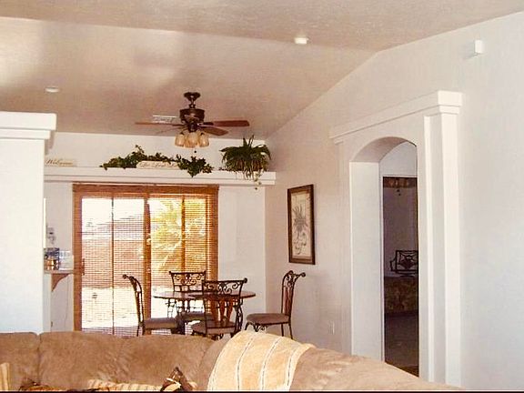 4th image of 594 Riverboat Dr