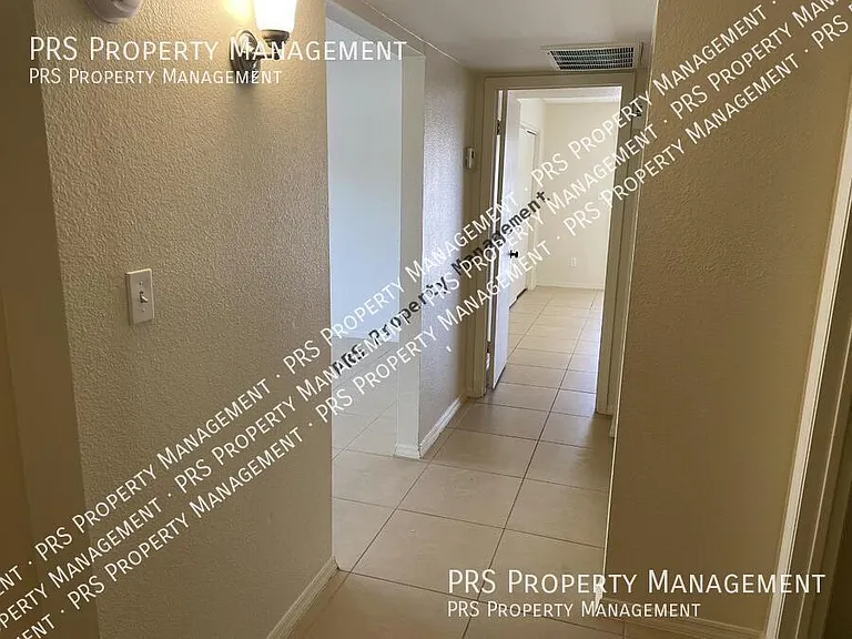 1532 E El Parque Dr — Photo 6
