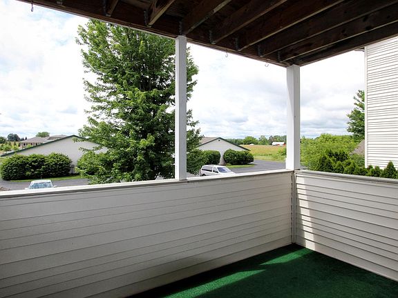 5th image of 6581 Clover Ct SE