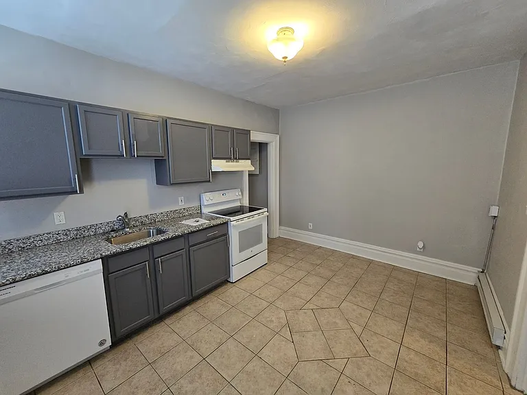 6716 Thomas Blvd. — Photo 8