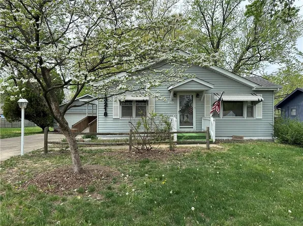 13218 Cherry St, Kansas City, MO 64145