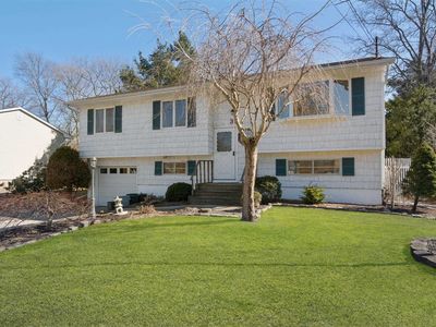 39 Topaz Dr, Ronkonkoma, NY, 11779