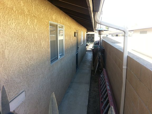 4th image of 41170 Granada Cir