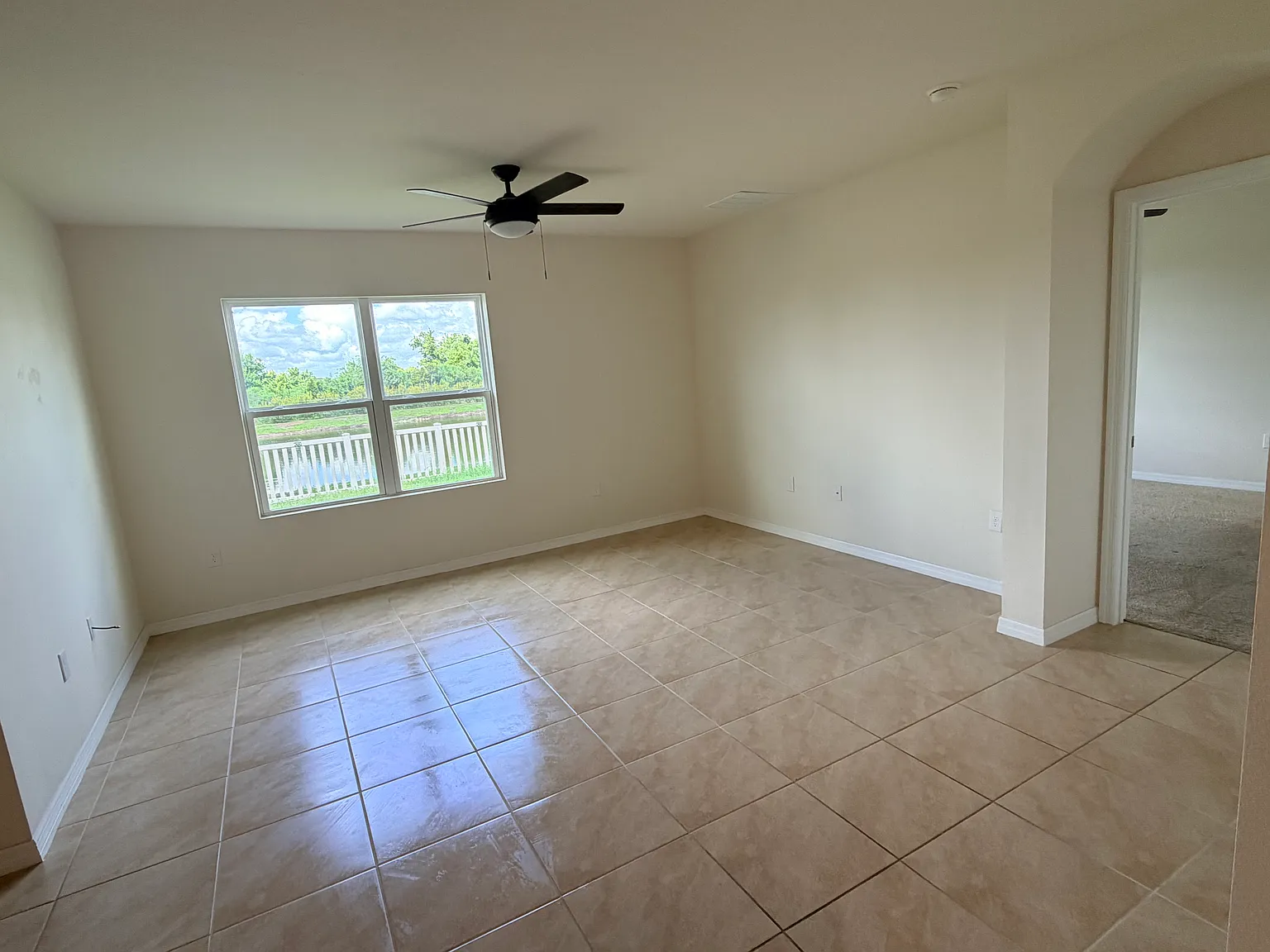 4 bed, 1812 sqft, $2,300 — Photo 4
