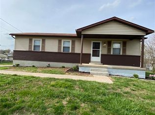 2634 Lake Rd N, Radcliff, KY 40160
