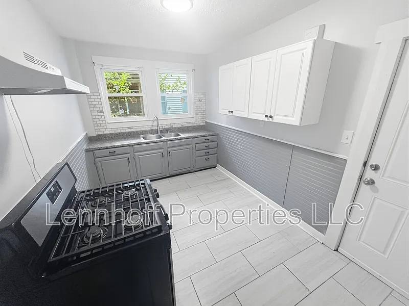 Studio, 1.0 bath, $1,950 — Photo 1