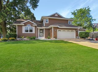 6363 W 76th Ave, Crown Point, IN 46307