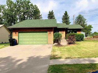 2715 Hoefer Ave, Rapid City, SD 57701