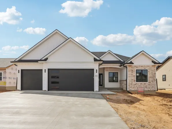 224 Falcon Ct, Sauk City, WI 53583