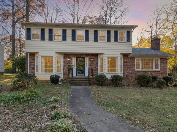 21 London Ln, Mebane, NC 27302