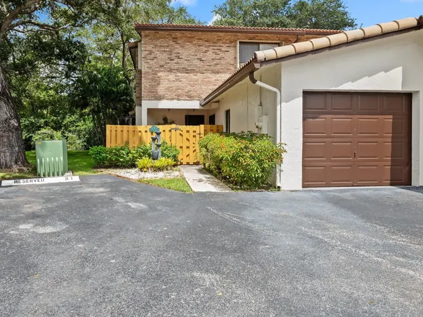 12451 NW 3rd Street #B-1, Plantation, FL 33325