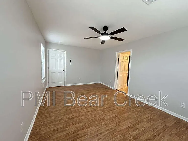 6407 Waldron Dr #A — Photo 9
