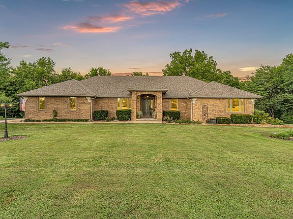 2nd image of 7445 Buckeye Court