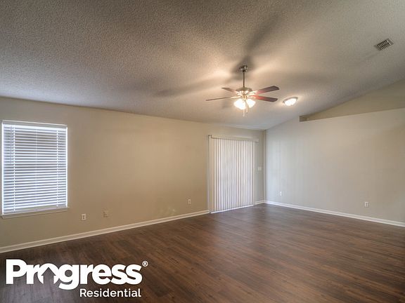 2nd image of 1421 Sapling Dr