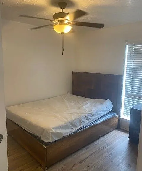 8511 1/2 Opalwood Ct — Photo 11