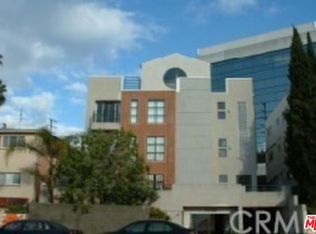 11735 Dorothy St #2, Los Angeles, CA 90049