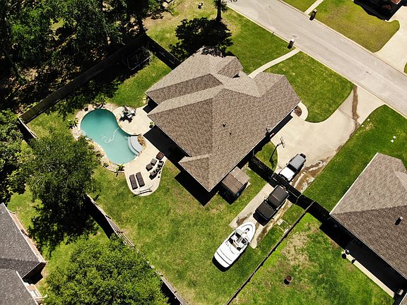 5th image of 1100 Stonebrook Dr