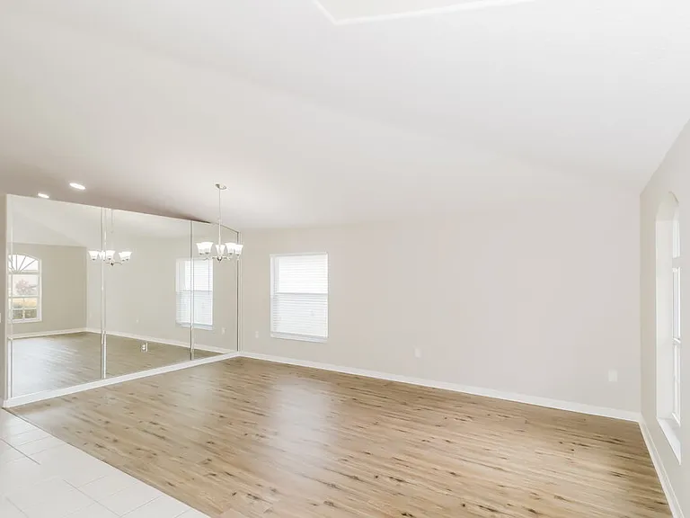 19234 Fishermans Bend Dr — Photo 5