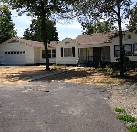 121 Adam Brown - use