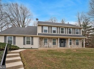8619 Thomas Mill Ter, Philadelphia, PA 19128