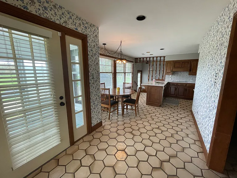 4770 Sheldon Rd — Photo 6