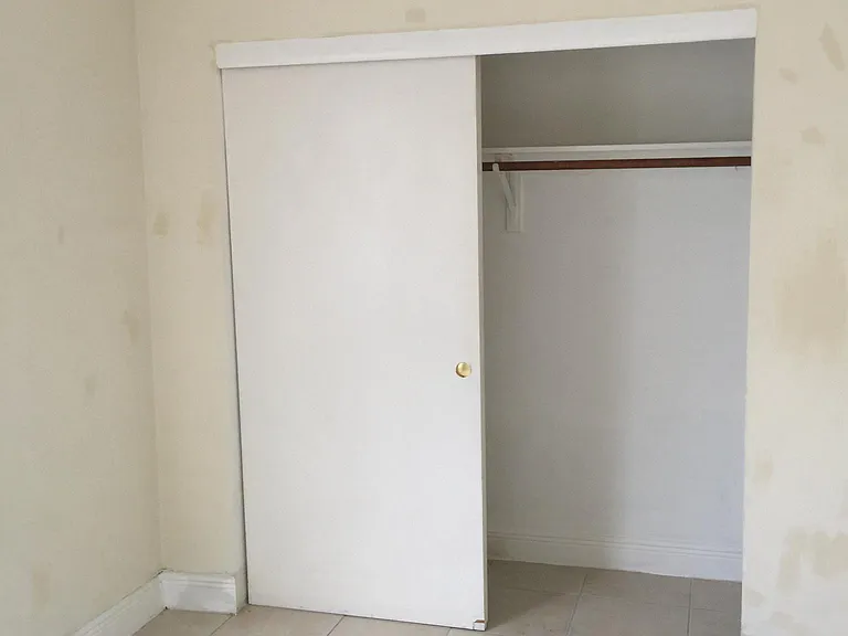 265 SW 7th St #2 — Photo 8