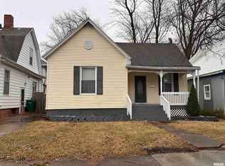 1304 S Walnut St, Springfield, IL 62704