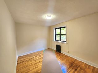 138-49 Barclay Ave #6A, Flushing, NY 11355