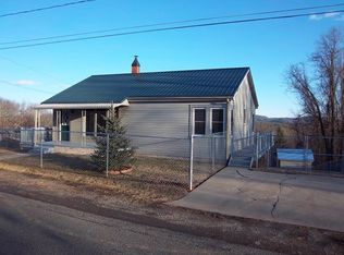 32 Revere Rd, Galax, VA 24333