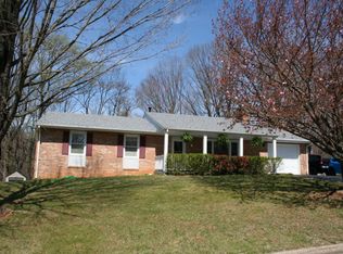 2636 Tulip Ln, Vinton, VA 24179