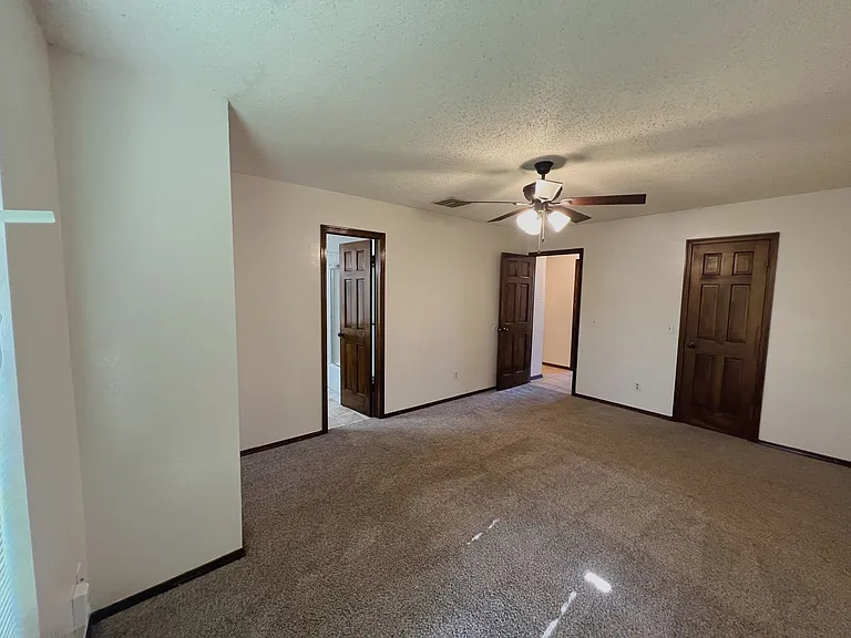 112 N Grand Fork Dr — Photo 23