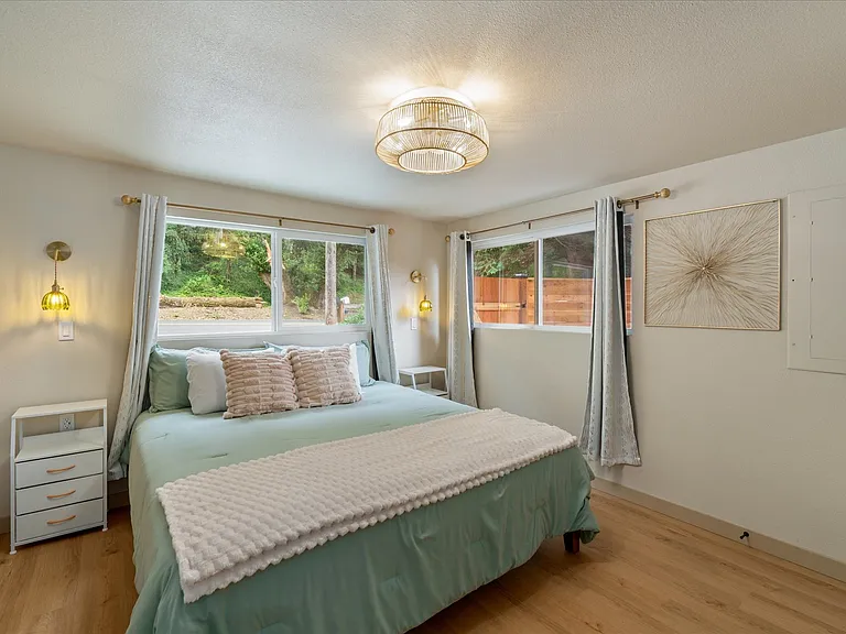 19225 Forest Park Dr NE — Photo 9
