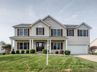 3525 Barton Dr, Shiloh, IL 62221