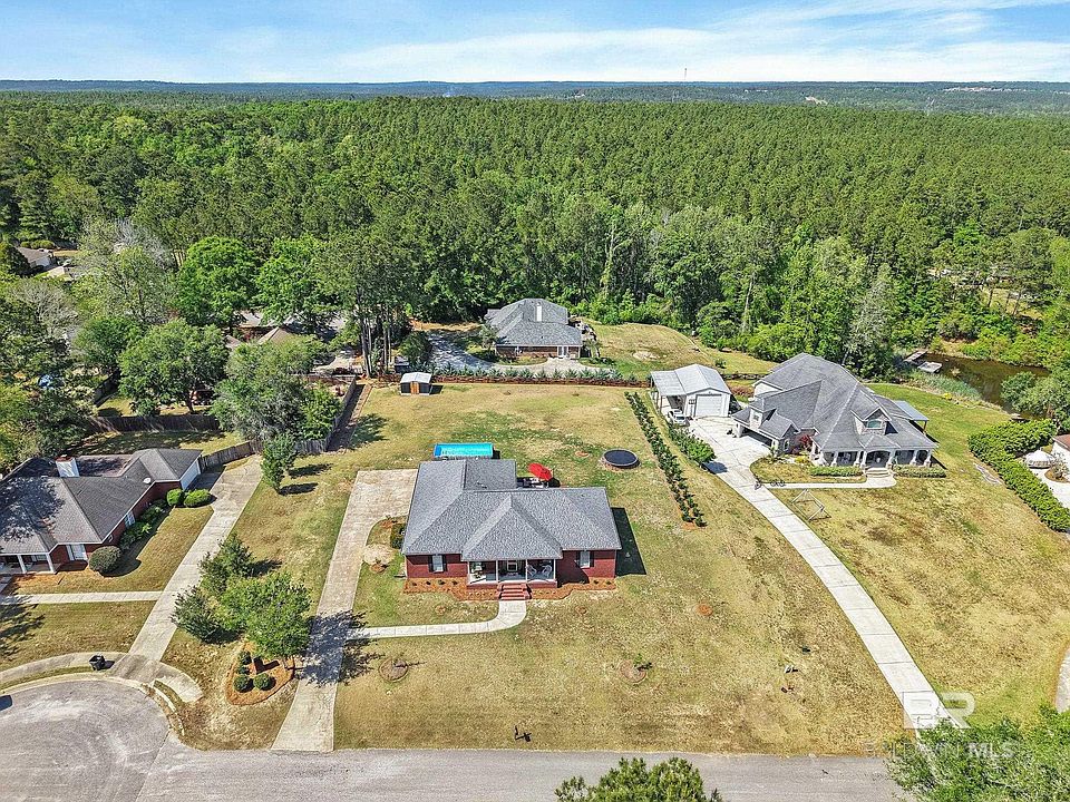 1st image of 9327 Green Leaf Dr